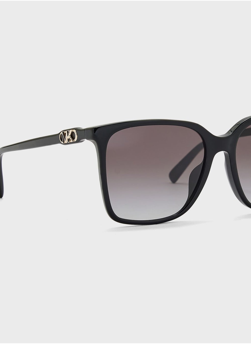 buy-michael-kors-0mk2197u-oversized-sunglasses_4ot
