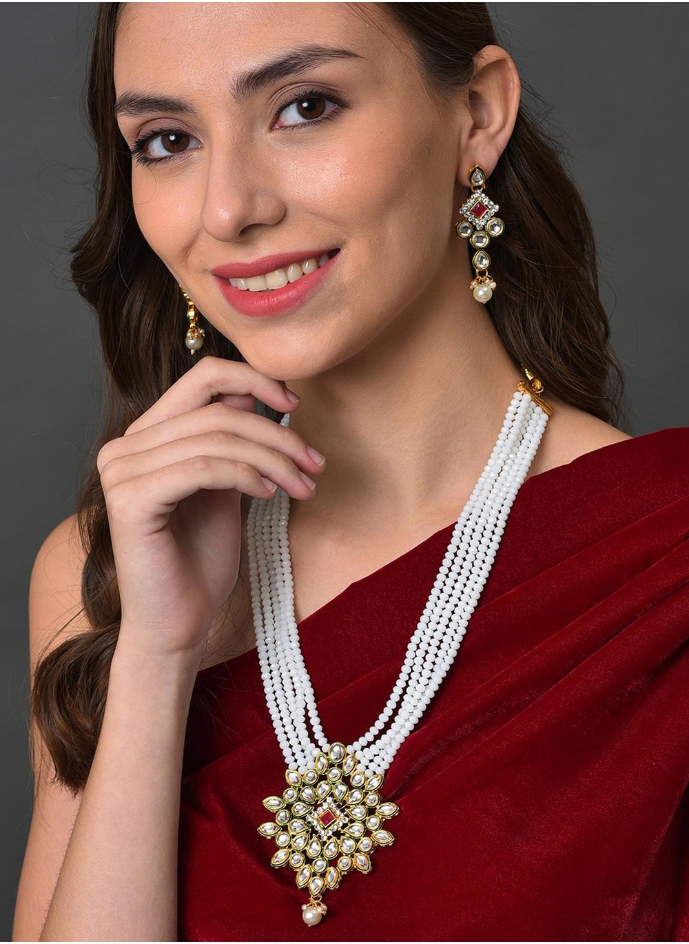 buy-sohi-white-stone-beads-necklace-set_ls1