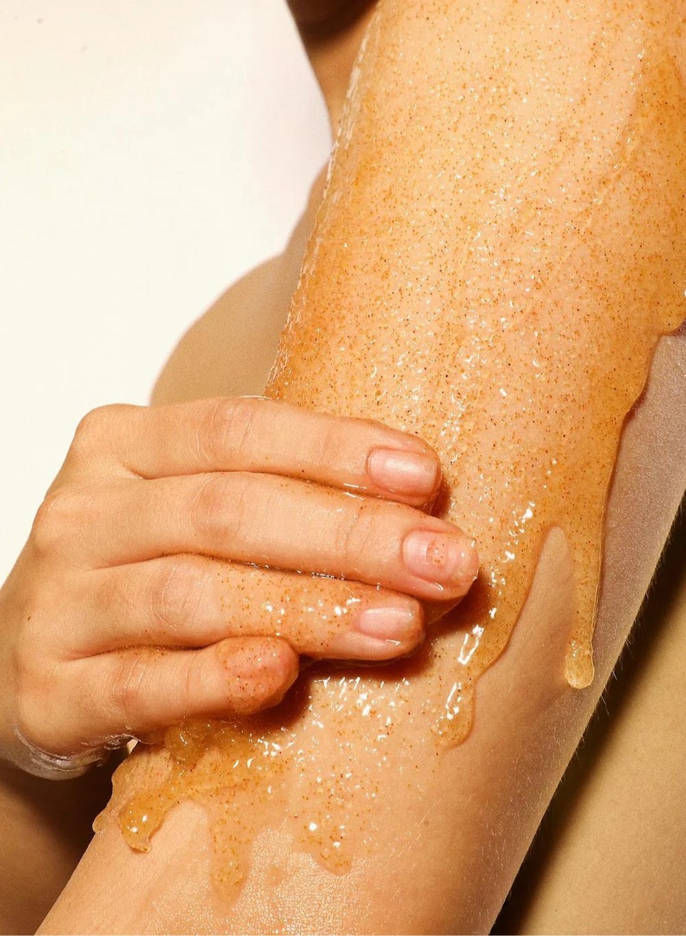 buy-the-cocoon-original-vietnam-an-giang-palmyra-palm-sugar-body-polish-200ml_2m5