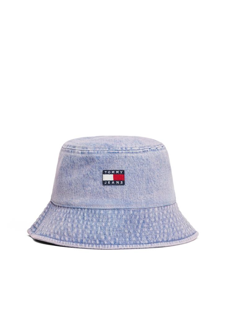 buy-tommy-jeans-logo-denim-bucket-hat_bbd
