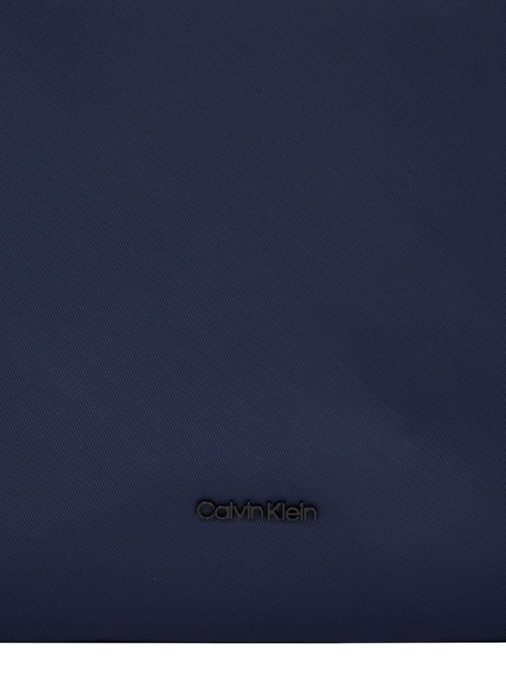 buy-calvin-klein-business-camera-bag_8gm