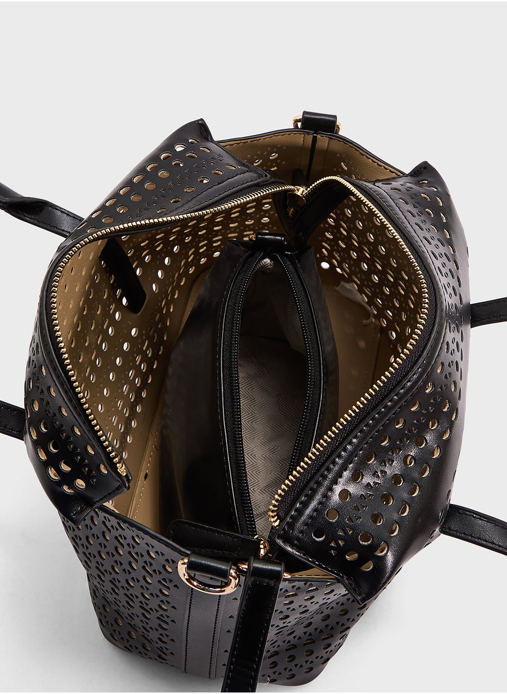 buy-ella-lasercut-tote-bag_w1w