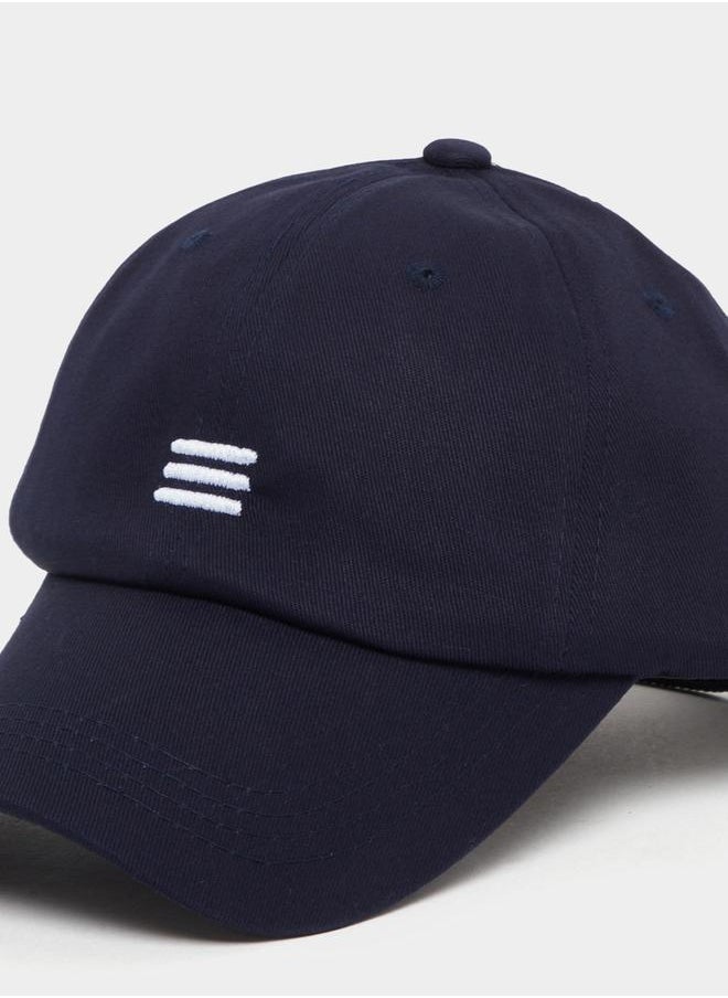 buy-styli-contrast-embroidered-cap_qp1