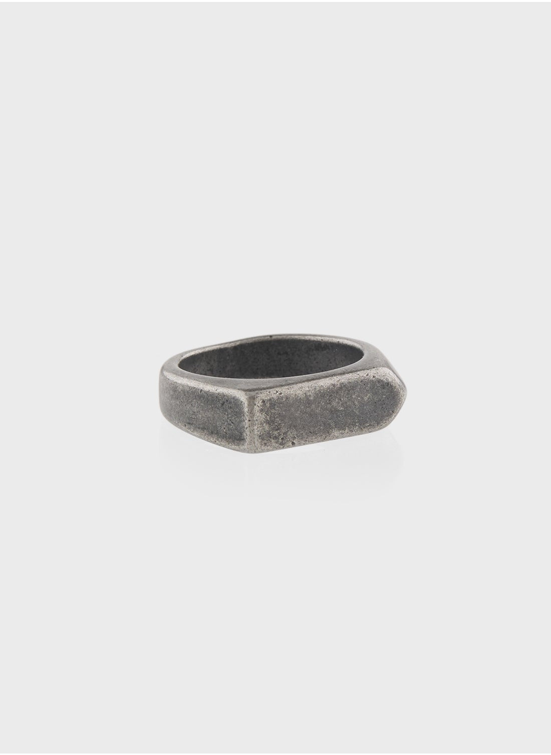 buy-seventy-five-signet-ring_ely