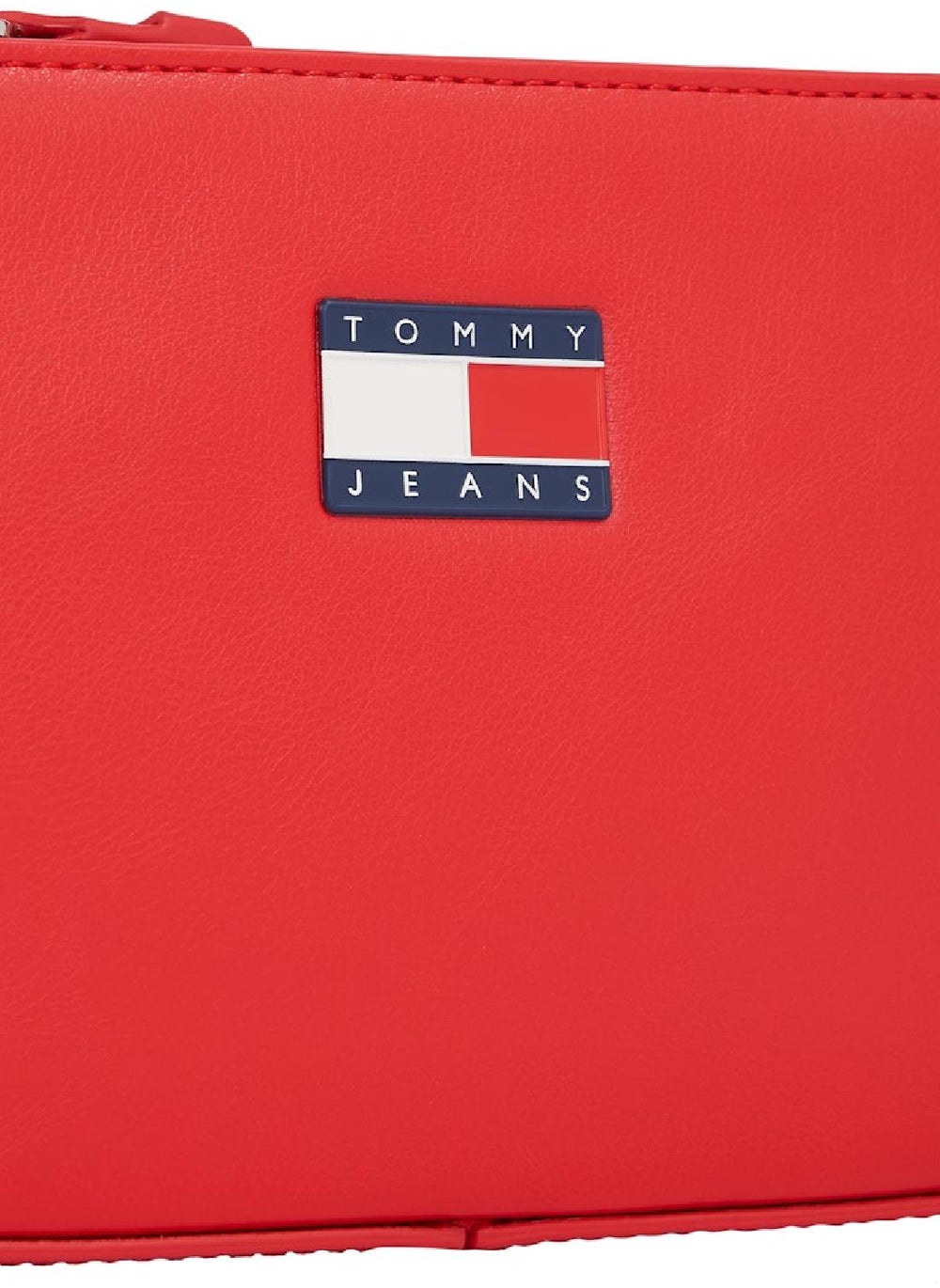 buy-tommy-jeans-essential-shoulder-bag_udq