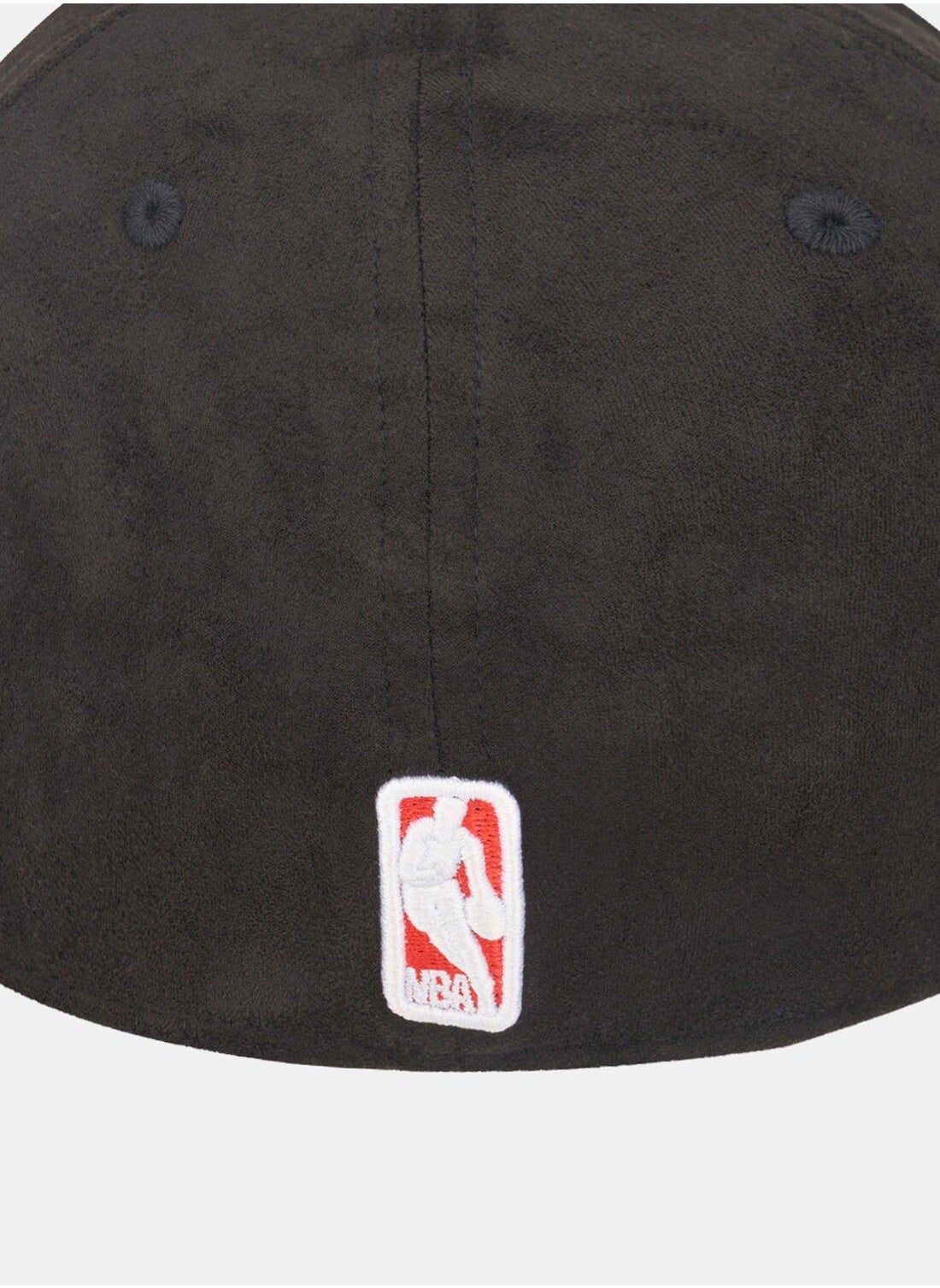 buy-new-era-men-s-nba-chicago-bulls-39thirty-cap_2wn