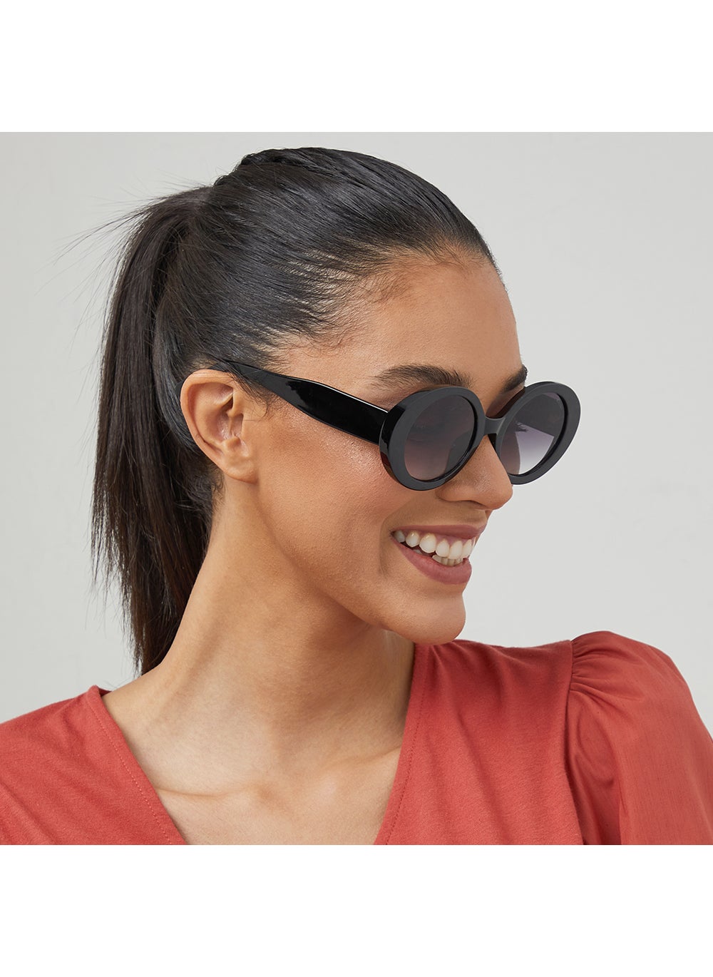 buy-blackout-blackout-jackie-o-round-full-rim-sunglasses_0l9