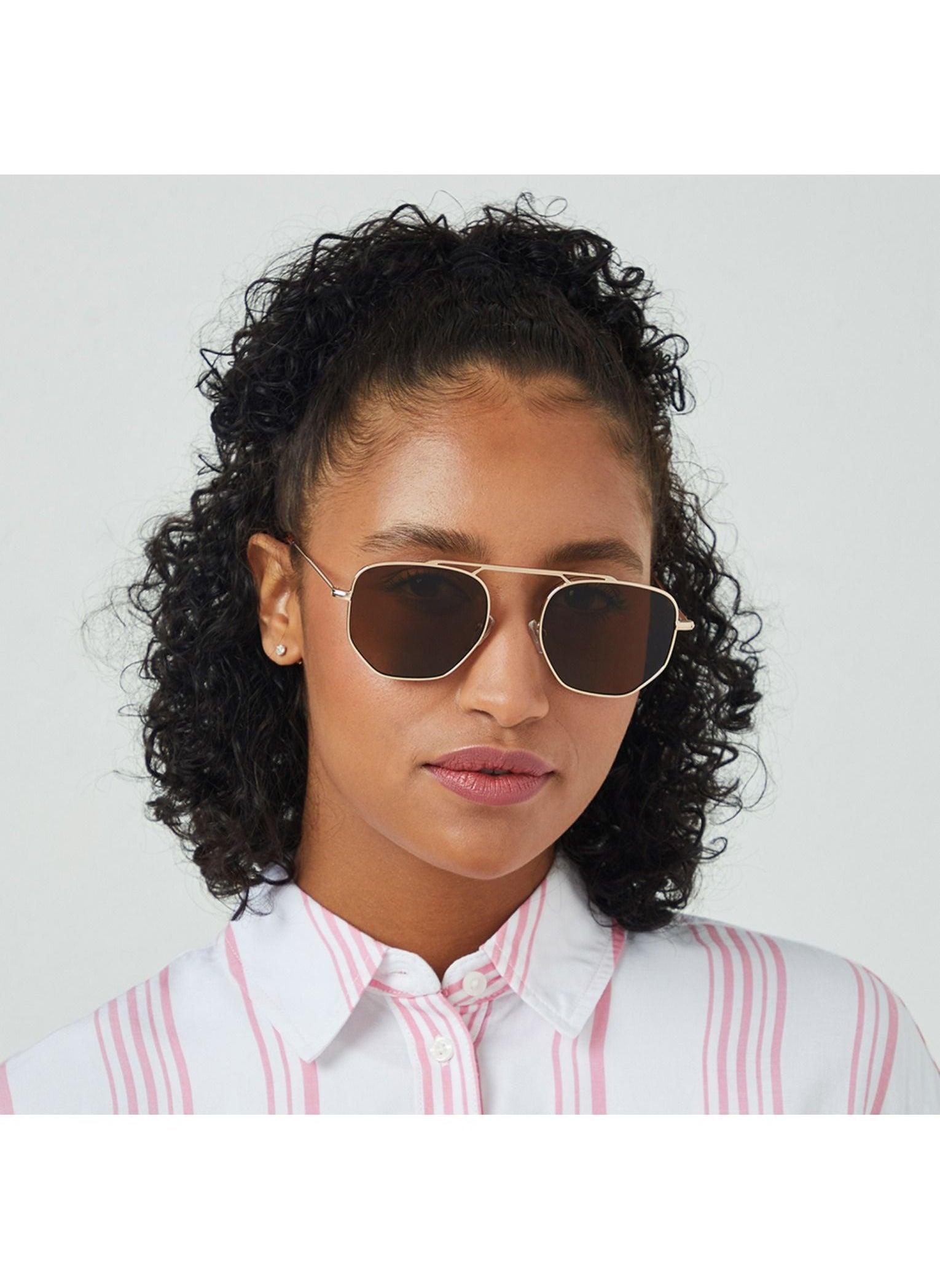 buy-blackout-blackout-by-eyewa-theo-unisex-sunglasses-gold-brown_ptq