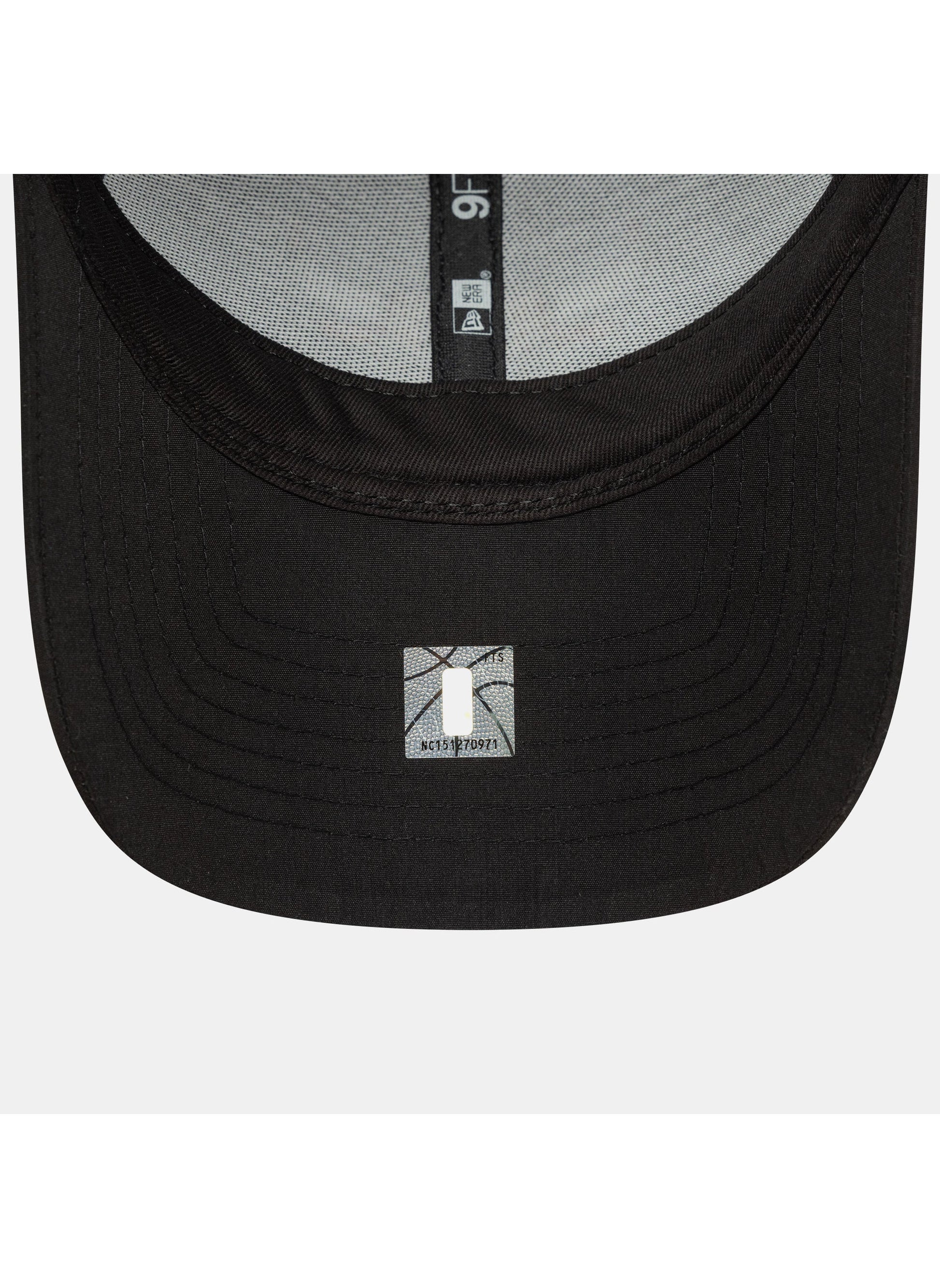 buy-new-era-men-s-nba-chicago-bulls-piping-9forty-cap_51i