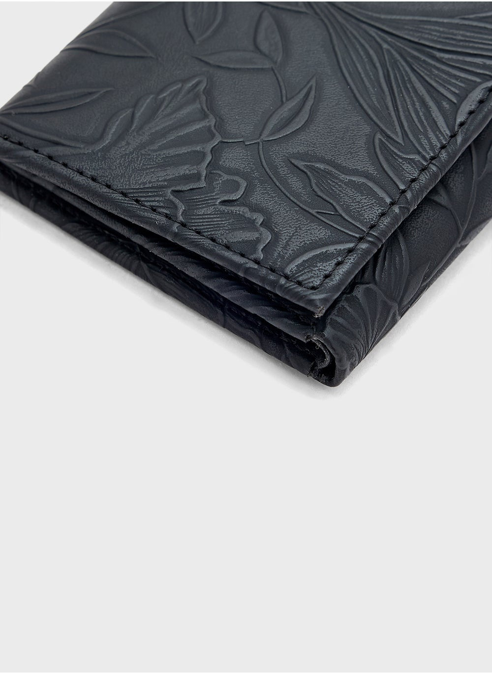 buy-robert-wood-textured-tri-fold-wallet_1ut