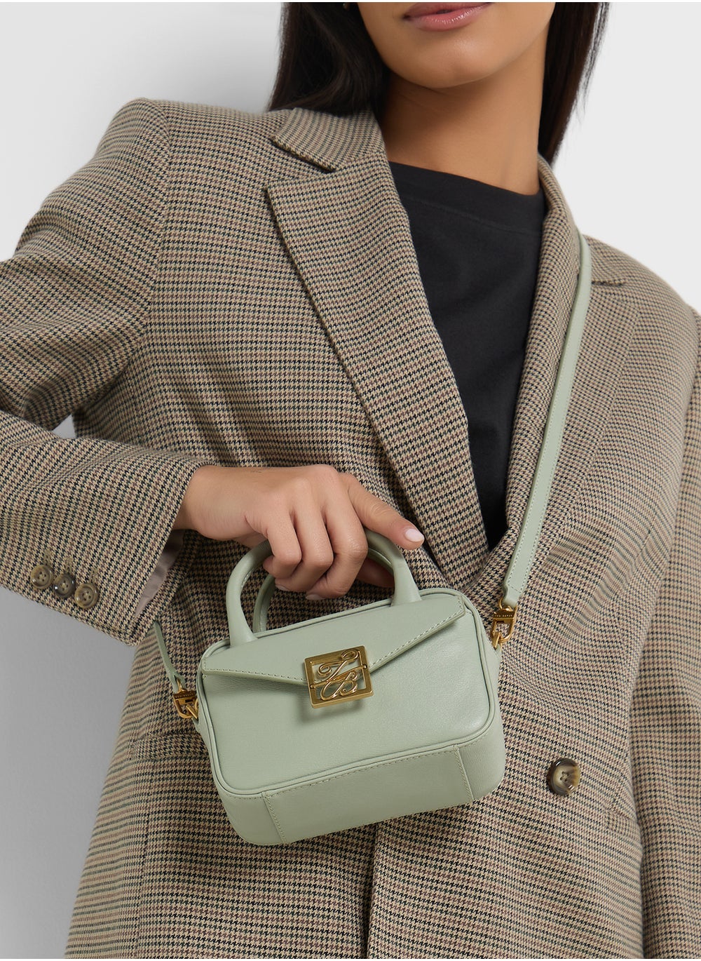 buy-ted-baker-anibell-mini-leather-crossbody-bag_xm8