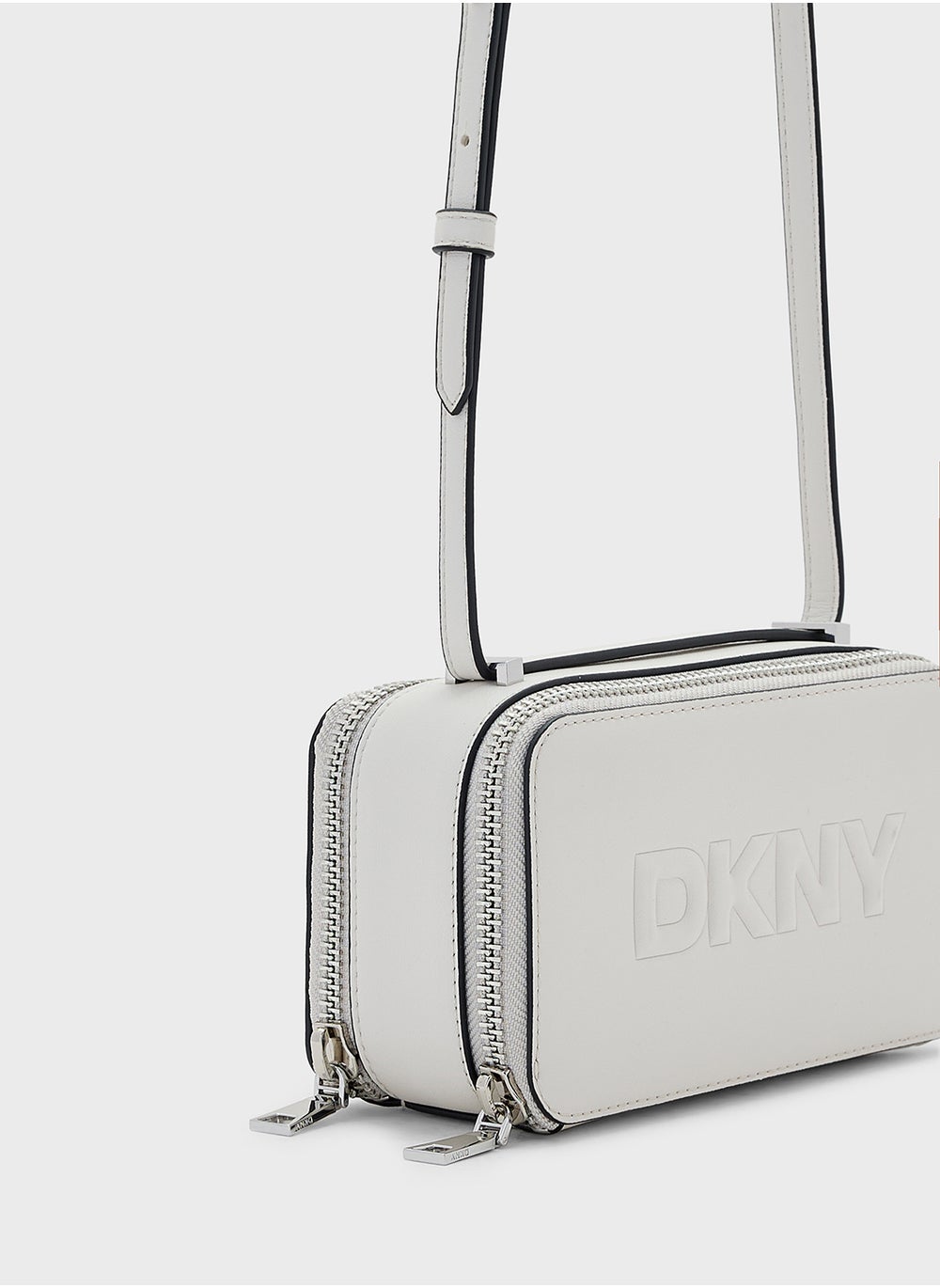 buy-dkny-carter-zip-over-wallet_hih