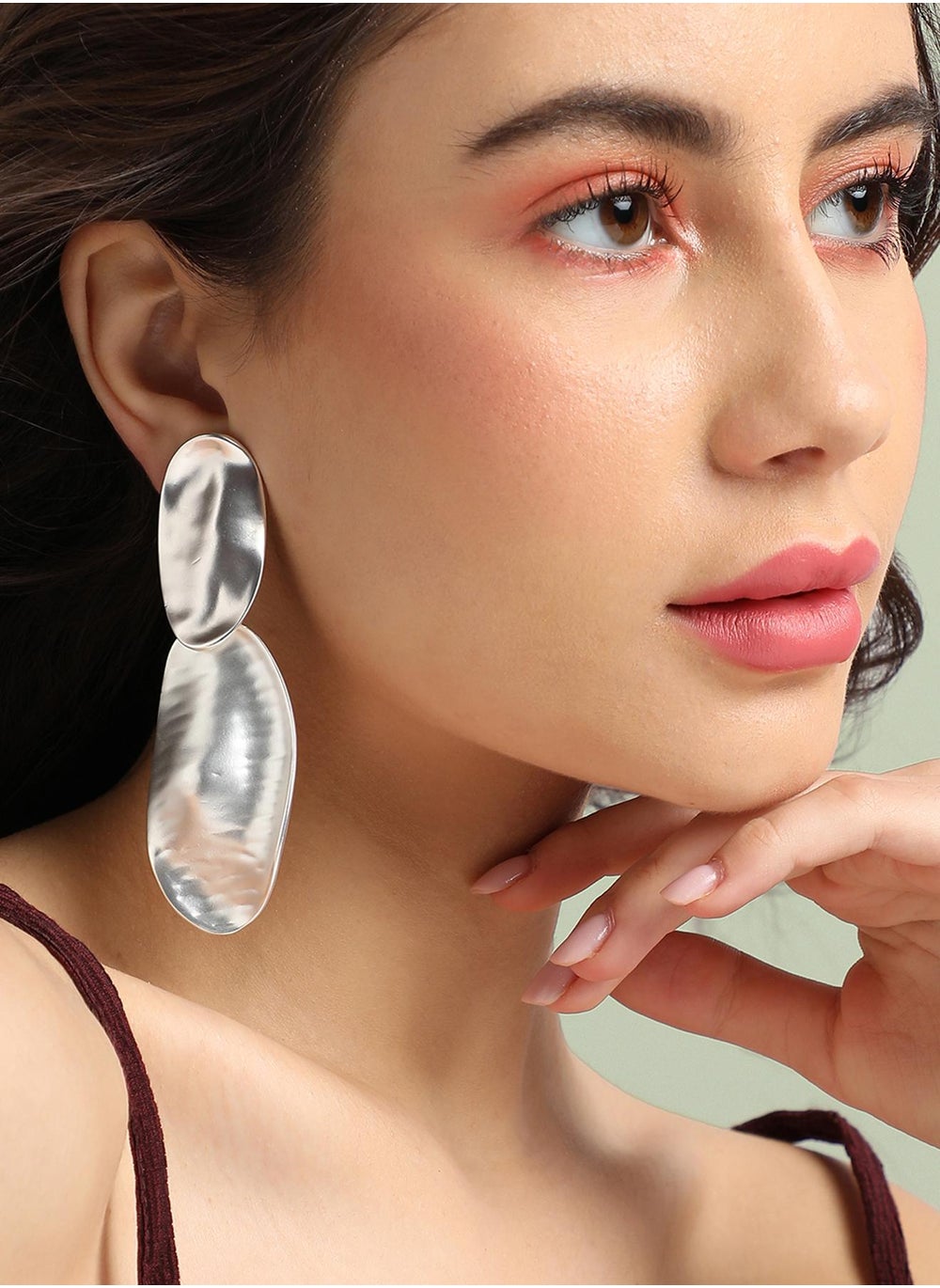 buy-sohi-oblong-drop-earrings_5w5