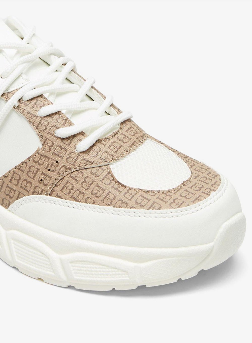 buy-shoexpress-lace-up-low-top-sneakers_izj