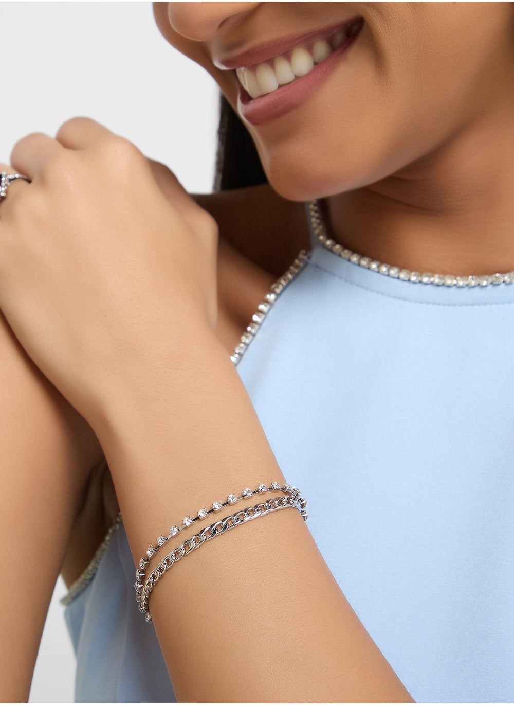 buy-ella-limited-edition-by-namshi-2-pack-embellished-bracelet_m7m