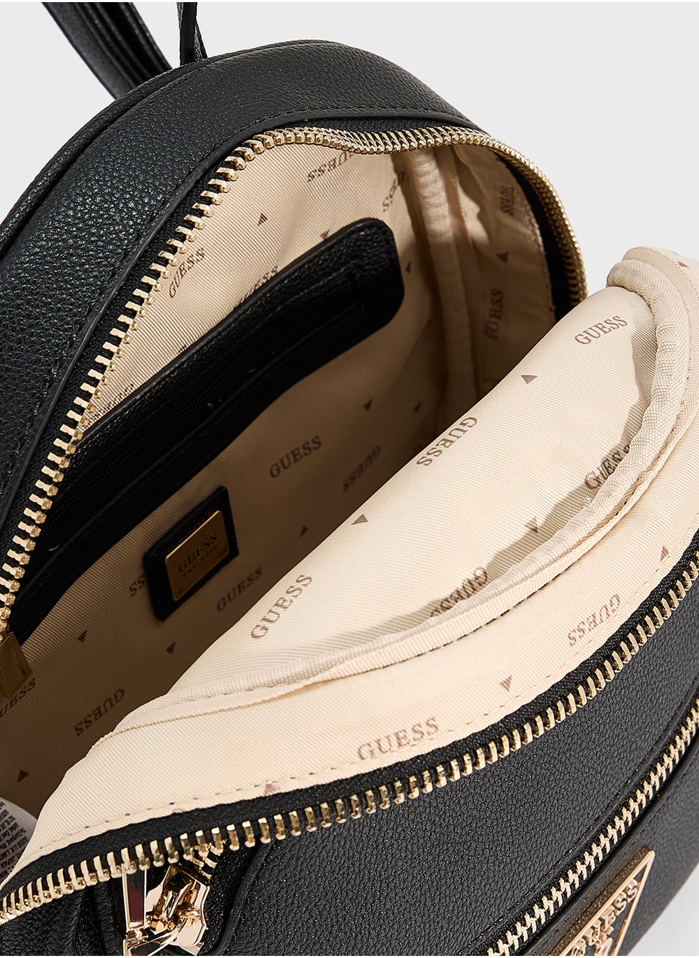 buy-guess-manhattan-backpack_v81
