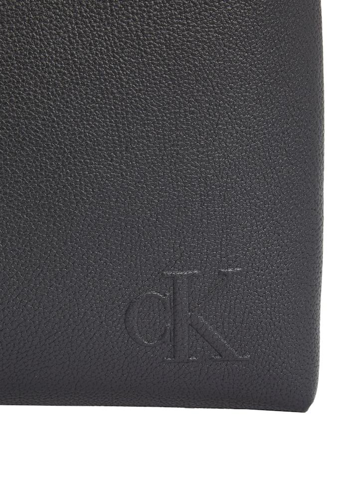 buy-calvin-klein-jeans-sculpted-pouch_0tb