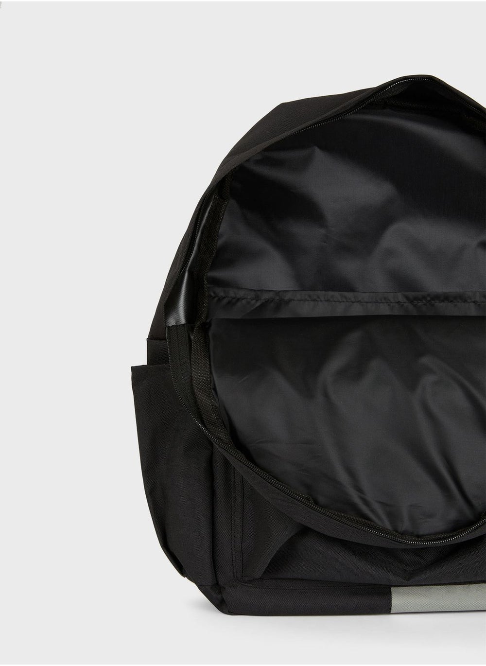 buy-defacto-nba-brooklyn-nets-licensed-backpack_9t3