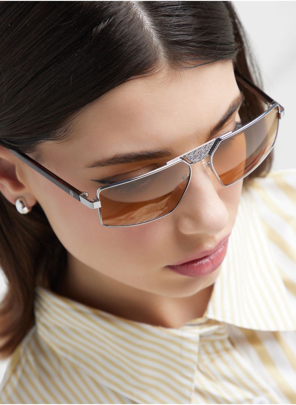 buy-guess-square-cool-sunglasses_aip