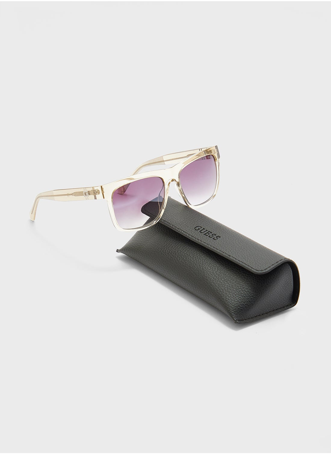 buy-guess-gu0022257z57-wayfarers-sunglasses_r4u