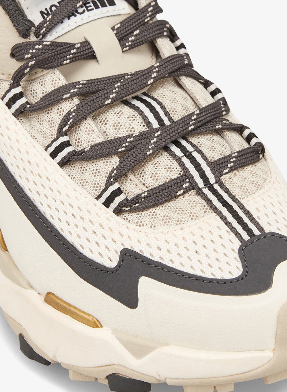 buy-the-north-face-women-s-vectiv-taraval-shoe_ygv