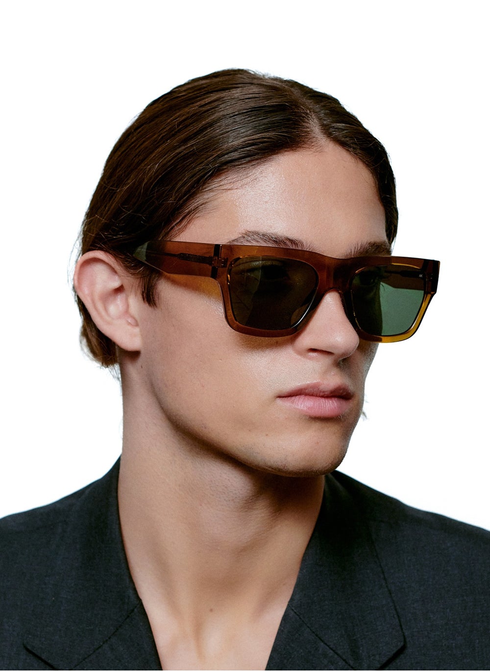 buy-a-kjaerbede-a-kjaerbede-agnes-sunglasses-in-smoke-transparent-color_tps