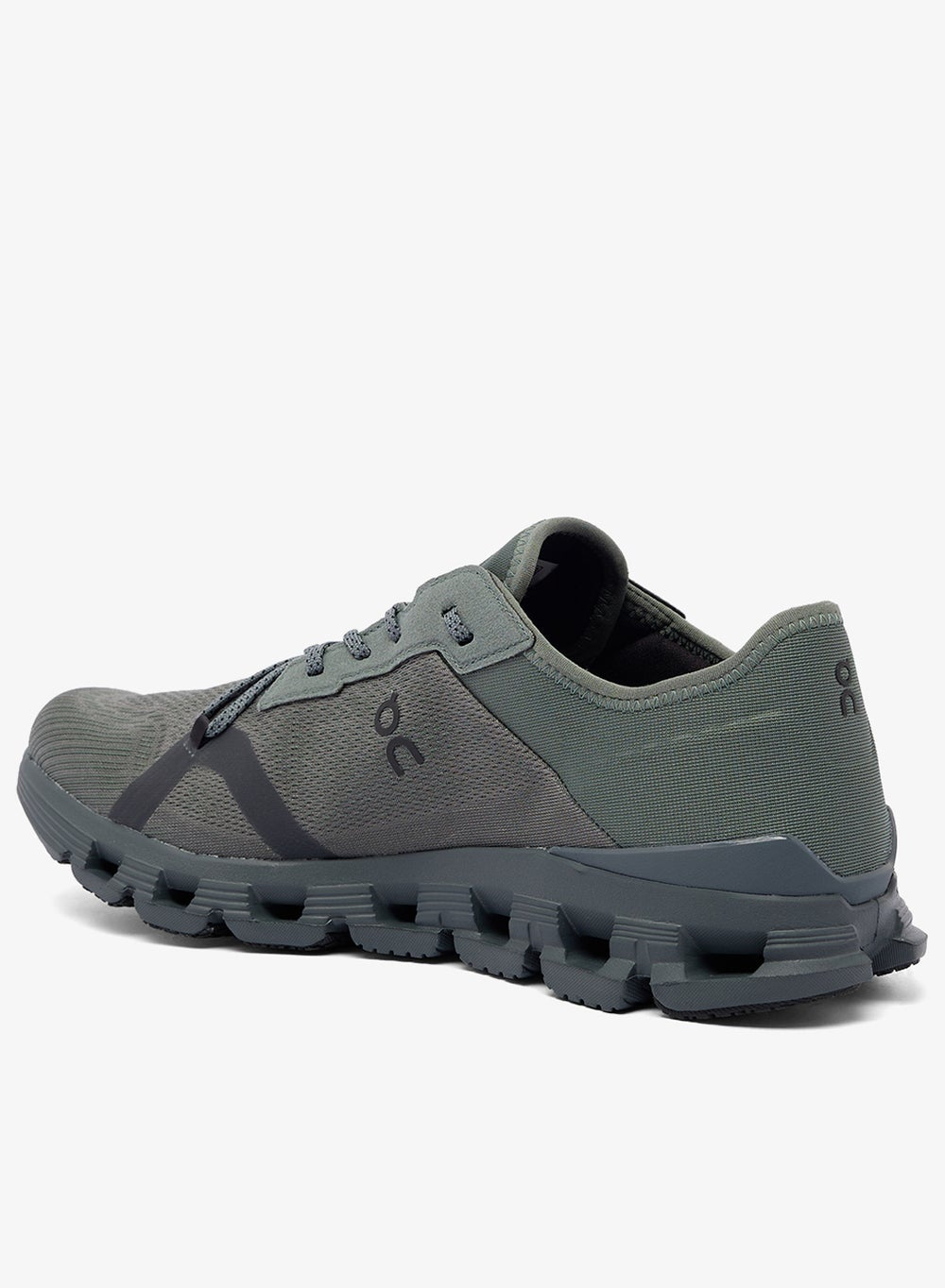 buy-on-running-cloud-x-4-ad_e8k