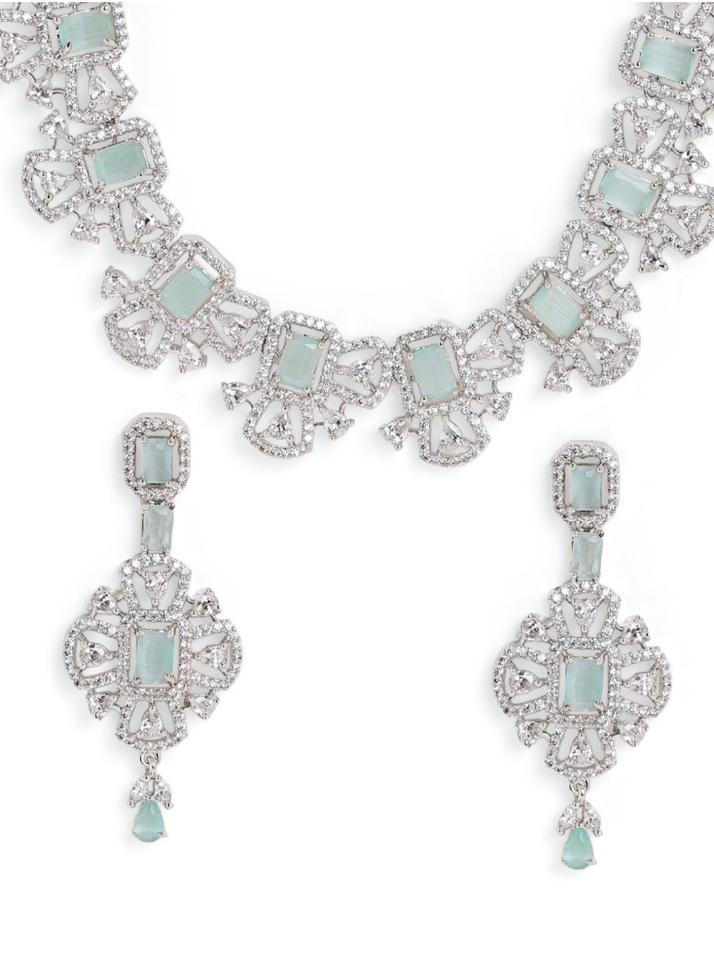 buy-priyaasi-american-diamond-studded-jewellery-set_9lk
