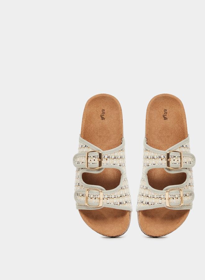 buy-styli-textured-slip-on-flat-sandals-with-buckle-details_akw