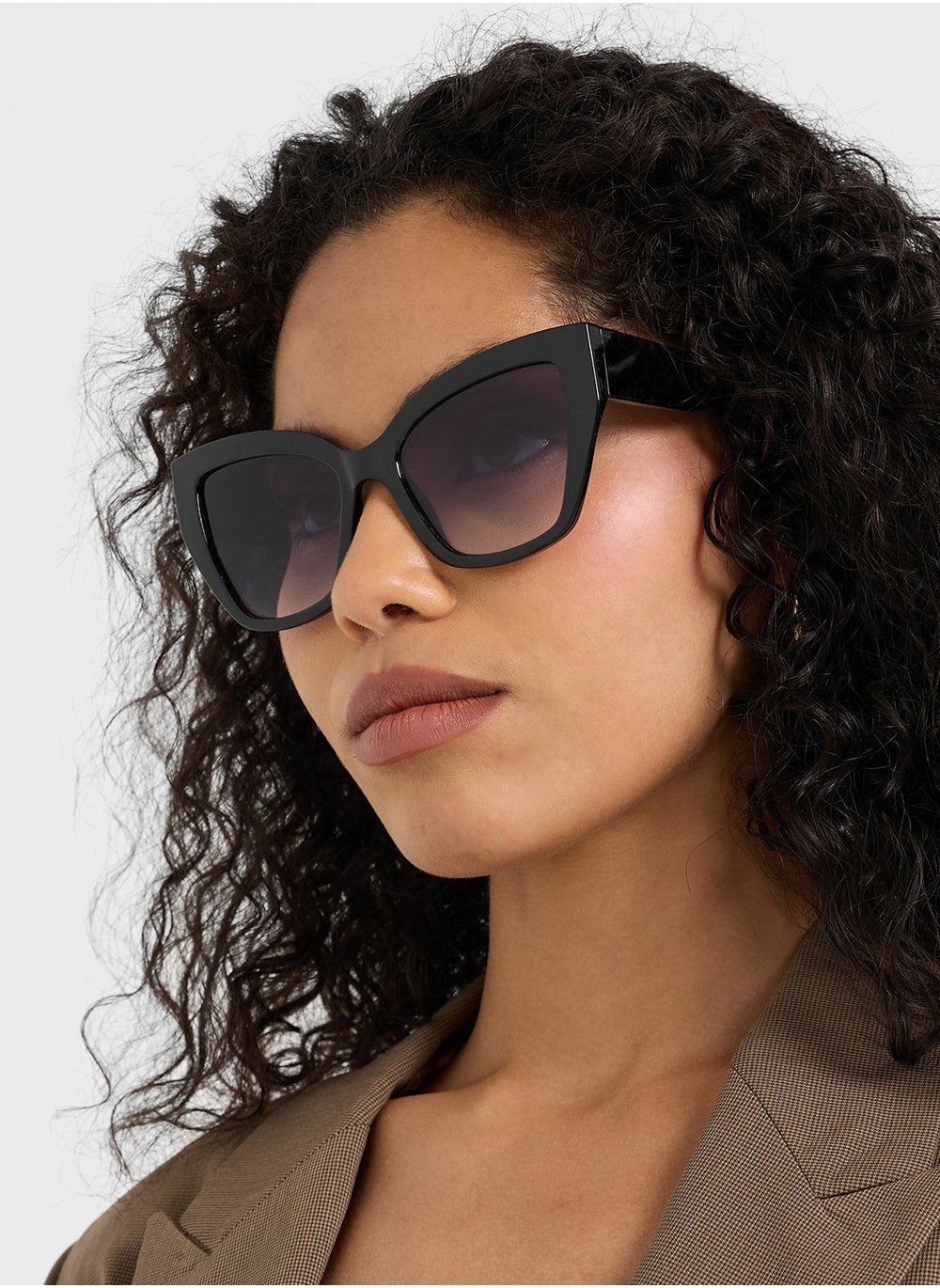 buy-ella-cat-eye-sunglasses_8r7