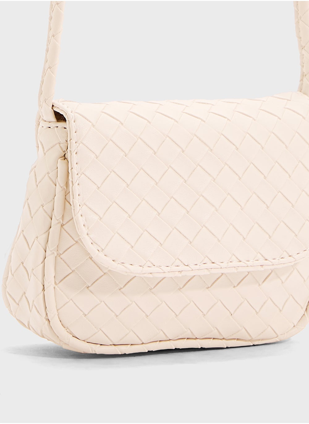 buy-ella-woven-crossbody-bag_qkr