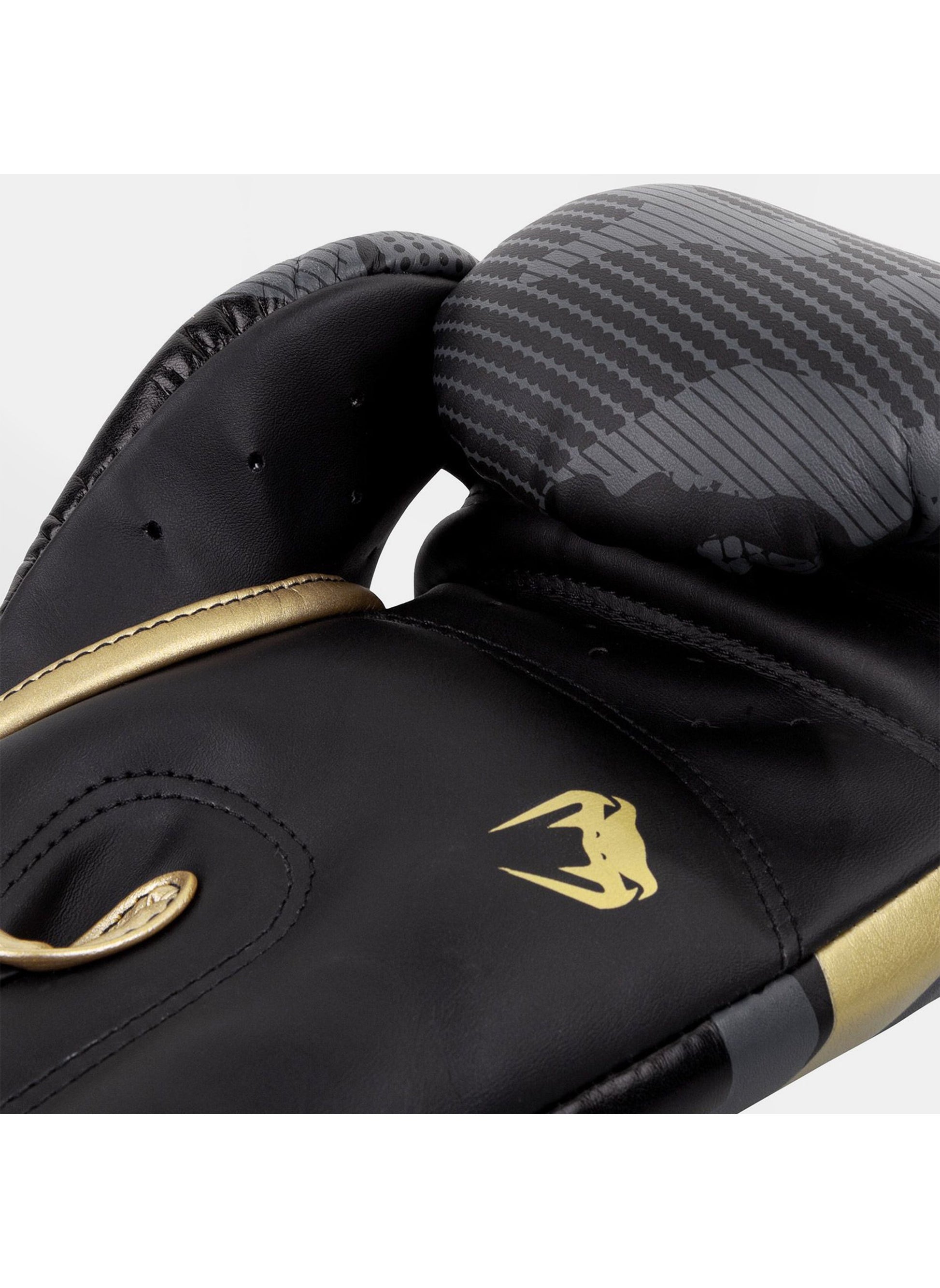 buy-venum-elite-boxing-gloves-8oz_9ps