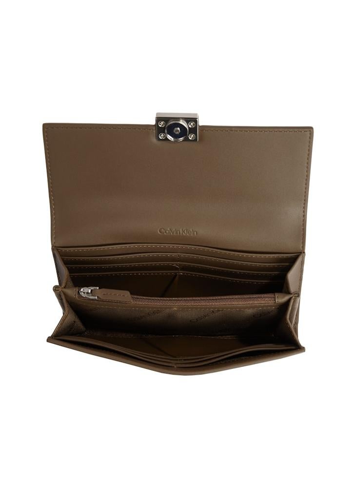 buy-calvin-klein-hardware-snap-large-wallet_owp
