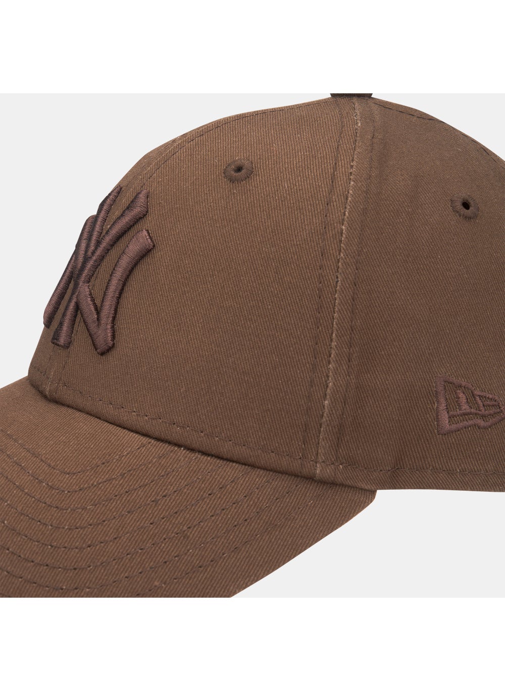 buy-new-era-women-s-mlb-new-york-yankees-league-essential-9forty-cap_smy