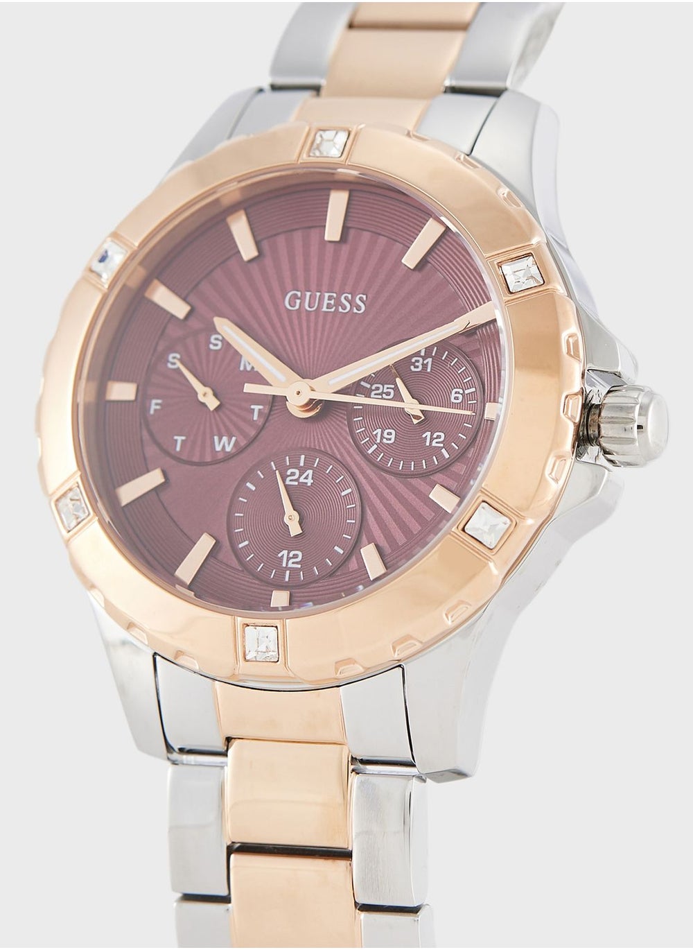 buy-guess-mist-steel-strap-analog-watch_owy