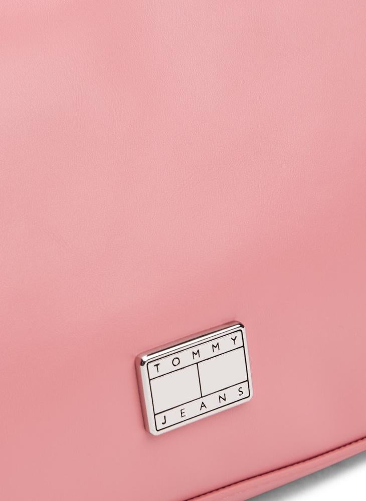 buy-tommy-jeans-logo-shoulder-bag_go6