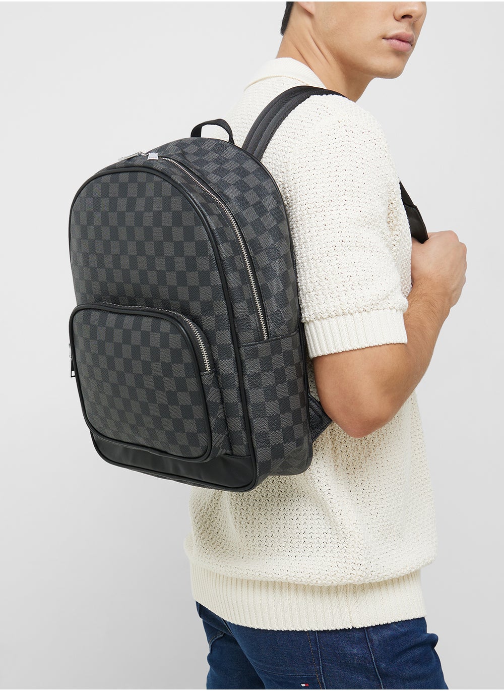buy-robert-wood-printed-casual-backpack_6mg