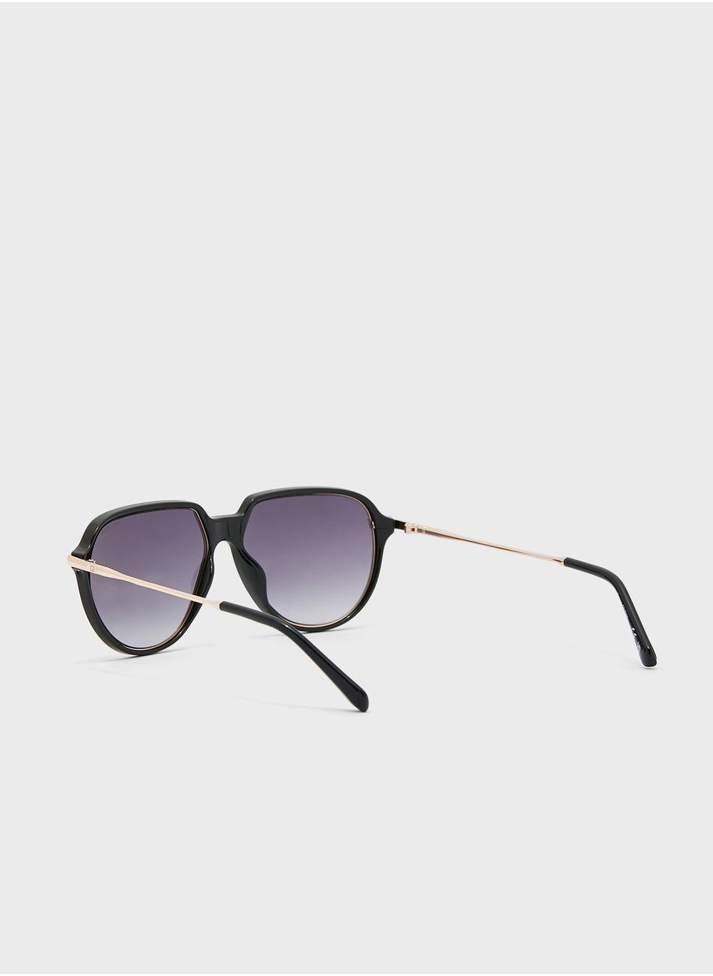 buy-guess-injected-shaped-sunglasses_hrk