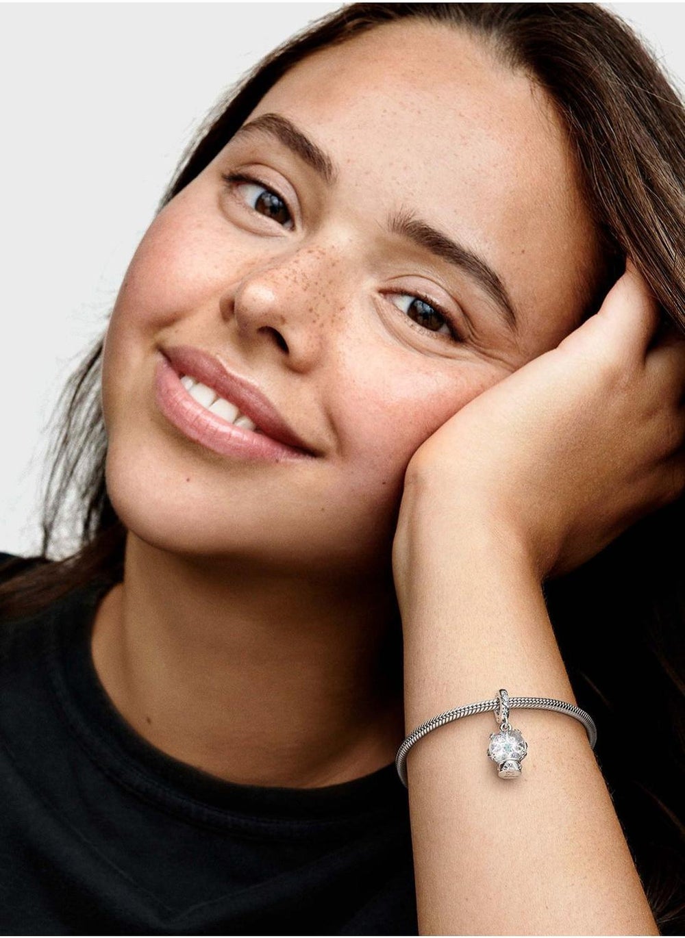 buy-pandora-snowflake-snowglobe-dangle-charm_rgl