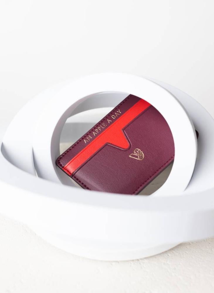 buy-veganologie-cider-apple-leather-card-holder-in-red-made-from-4-apples_uze