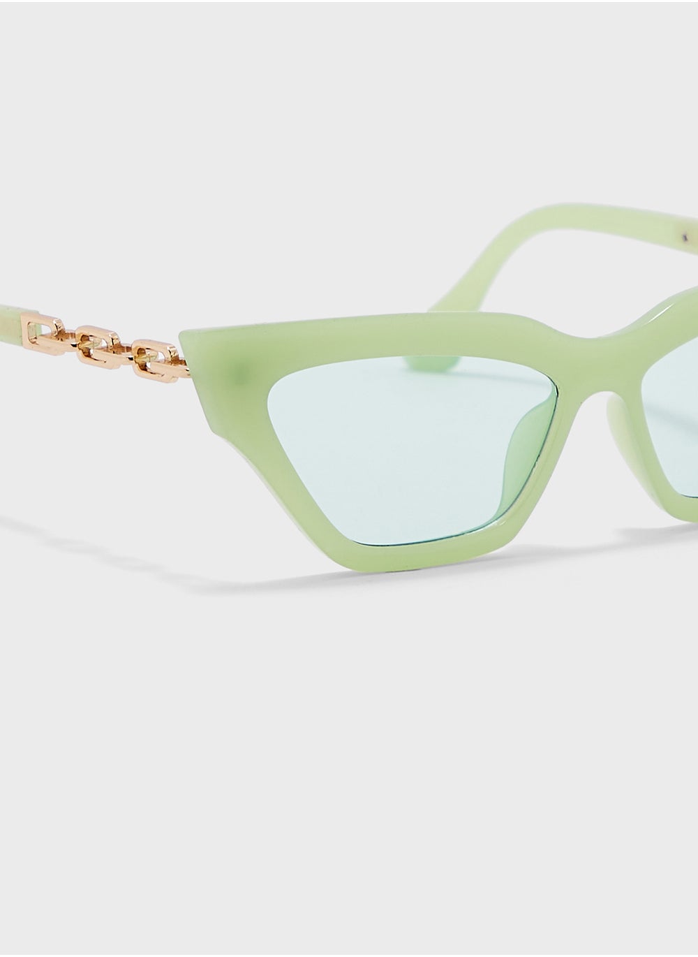 buy-ella-chain-arm-cat-eye-sunglasses_tmv