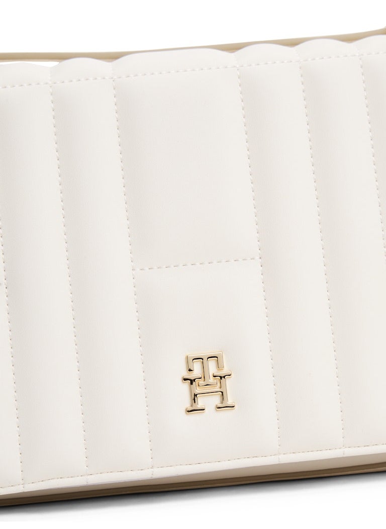 buy-tommy-hilfiger-logo-detailed-feminine-crossbody_k8k