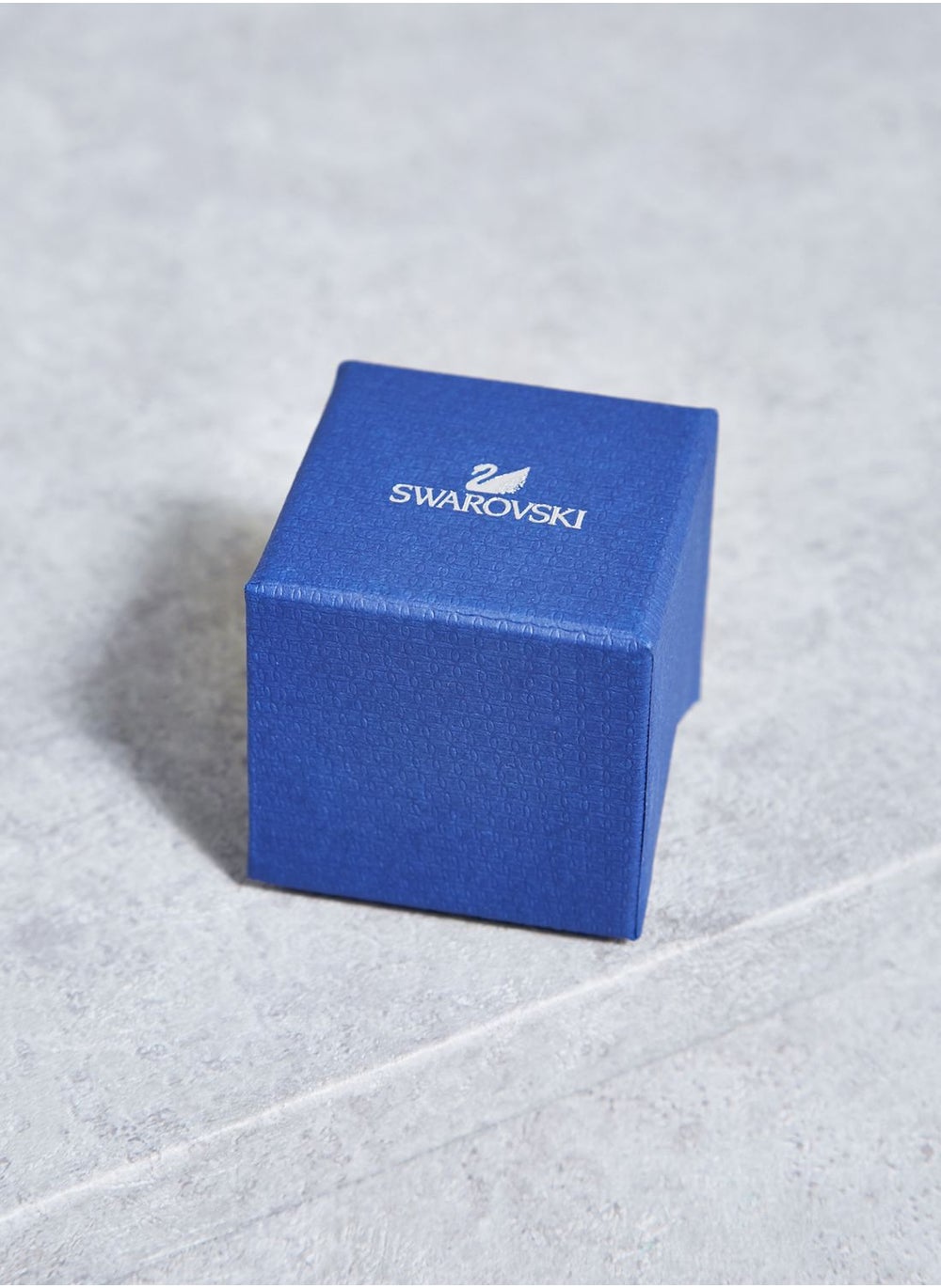 buy-swarovski-large-rare-band-ring_5cv