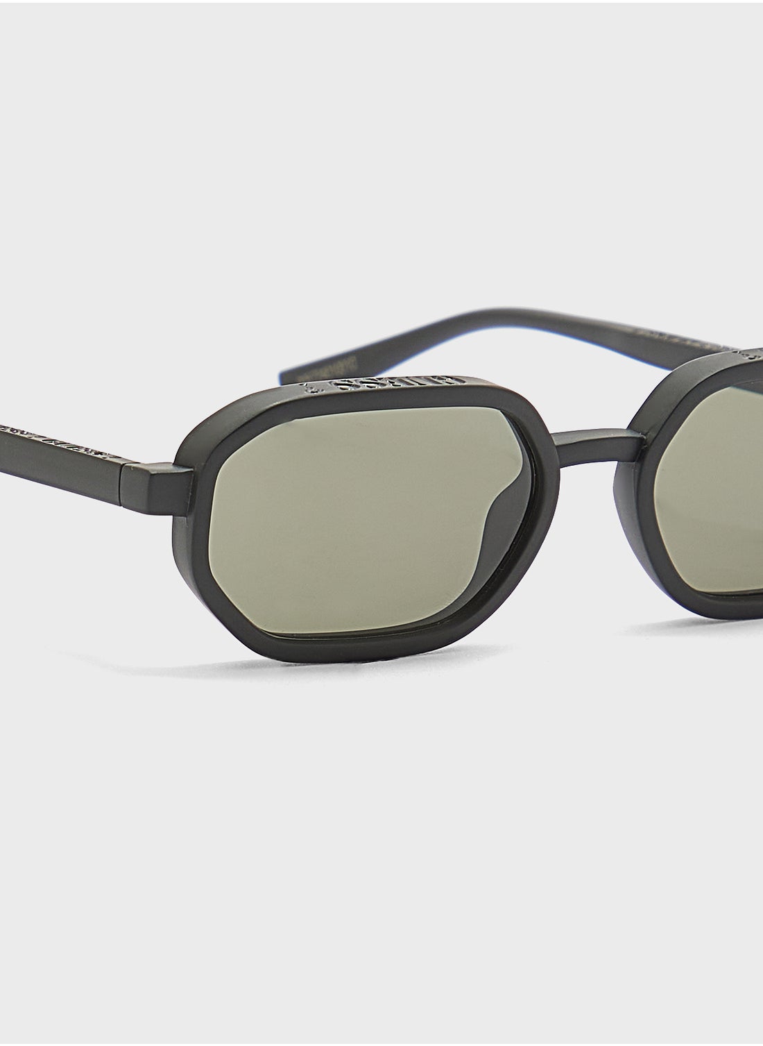 buy-guess-gu0023302n53-shape-sunglasses_jx1