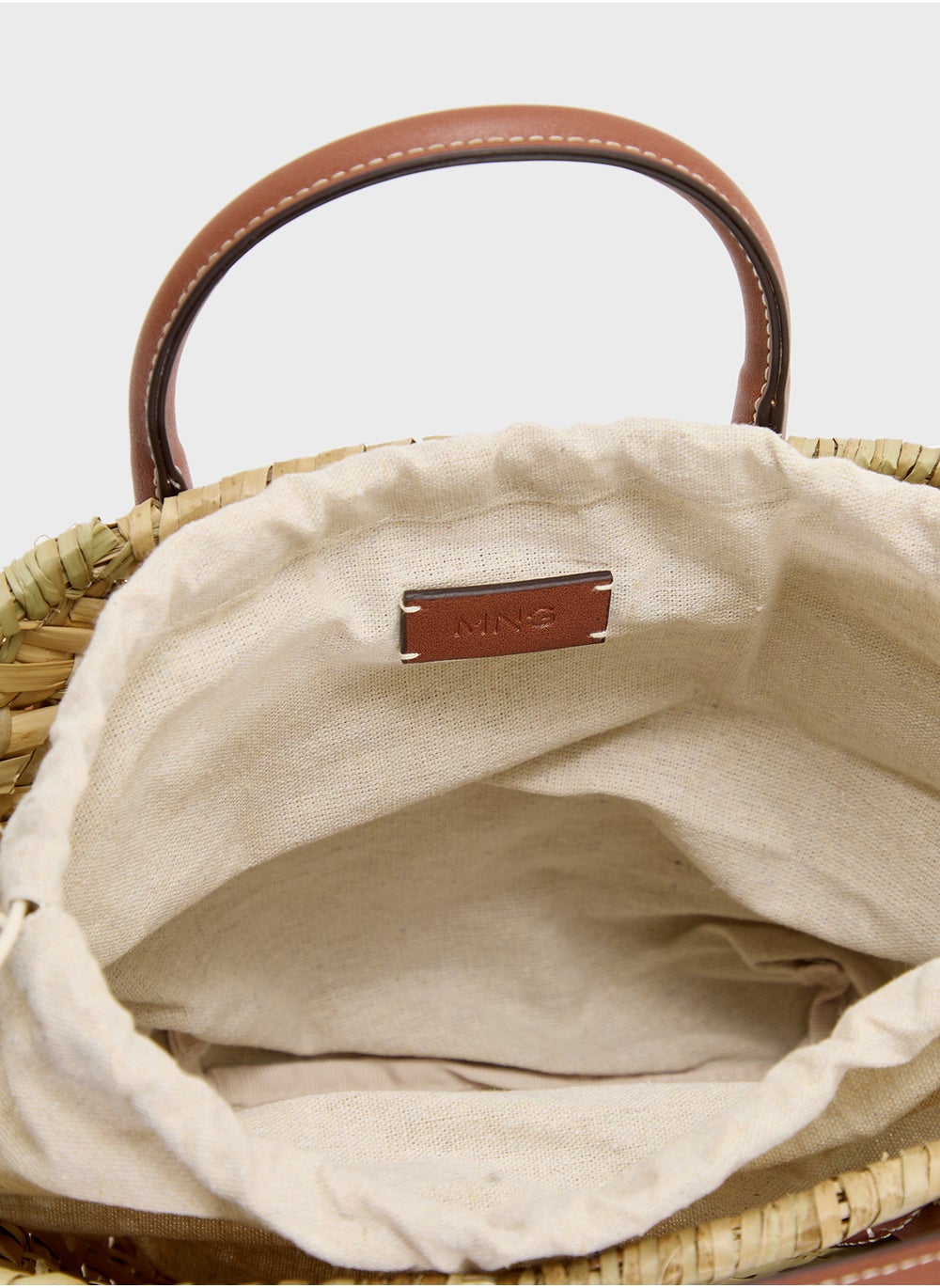 buy-mango-small-natural-fibre-basket_x1z