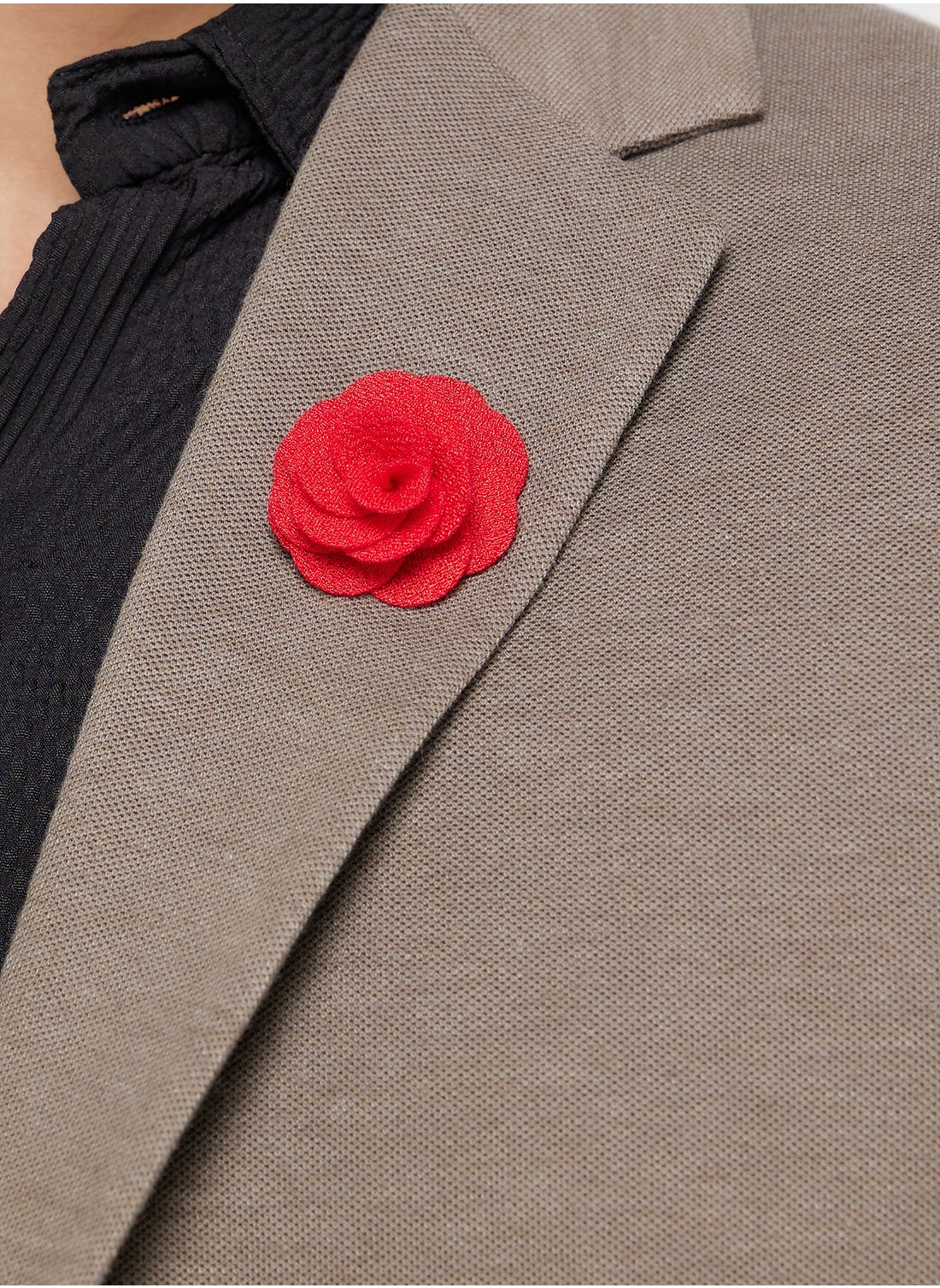 buy-robert-wood-flower-lapel-pin_wnl