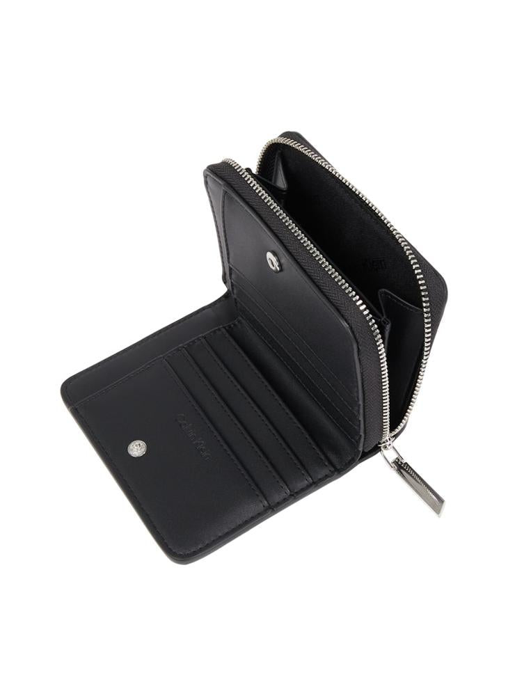 buy-calvin-klein-medium-zip-wallet_b06