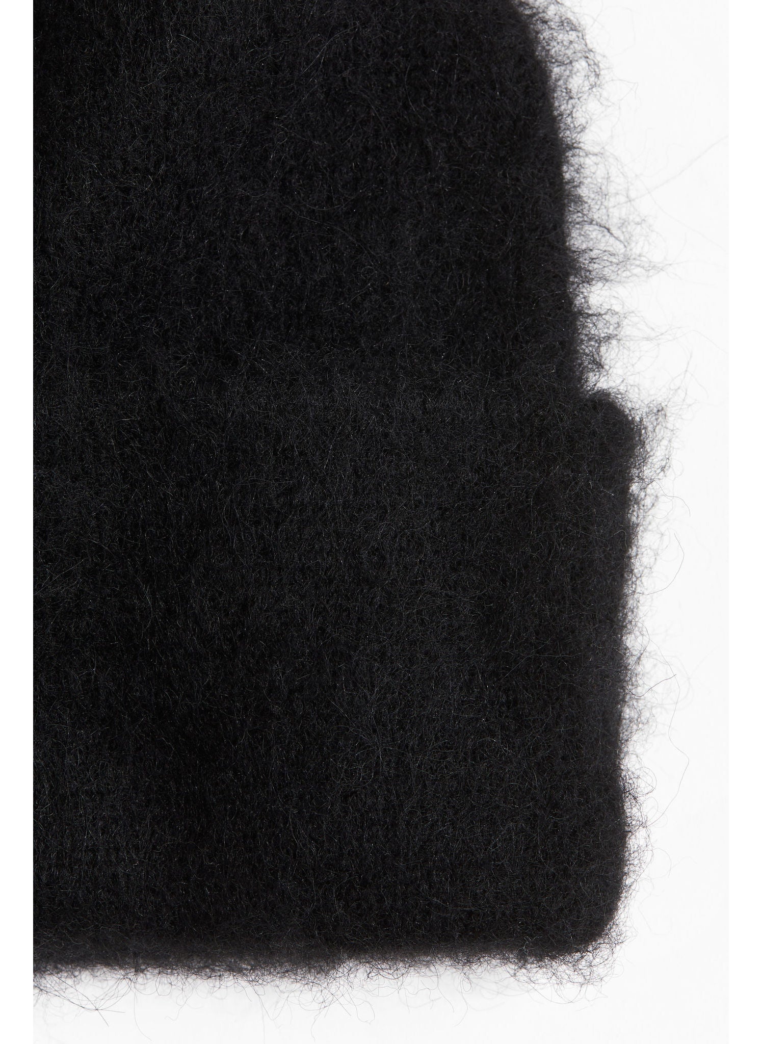 buy-h-m-fuzzy-wool-blend-beanie_umv