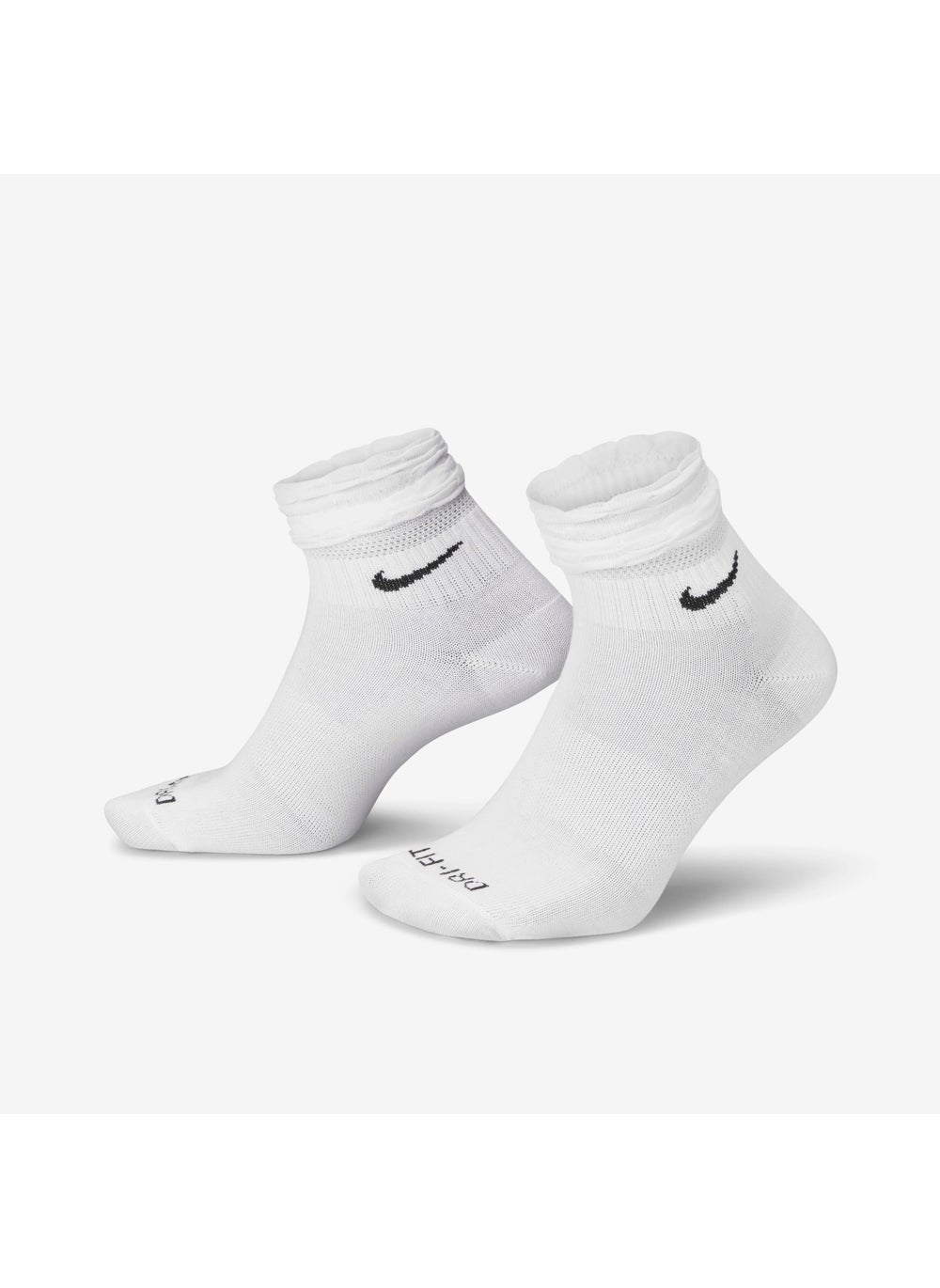 buy-nike-everyday-training-ankle-socks_7yk