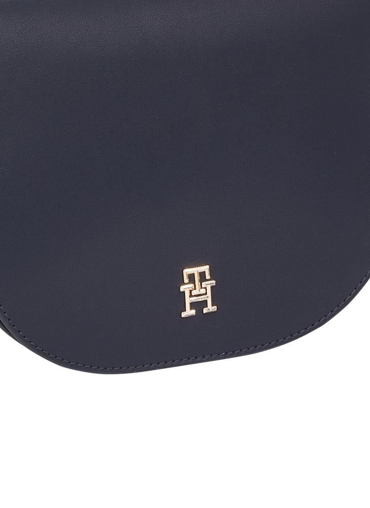 buy-tommy-hilfiger-logotape-saddle-bag_caj